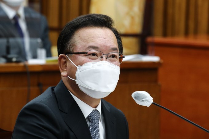 답변하는 김부겸 총리 후보자. (사진=연합뉴스 제공)