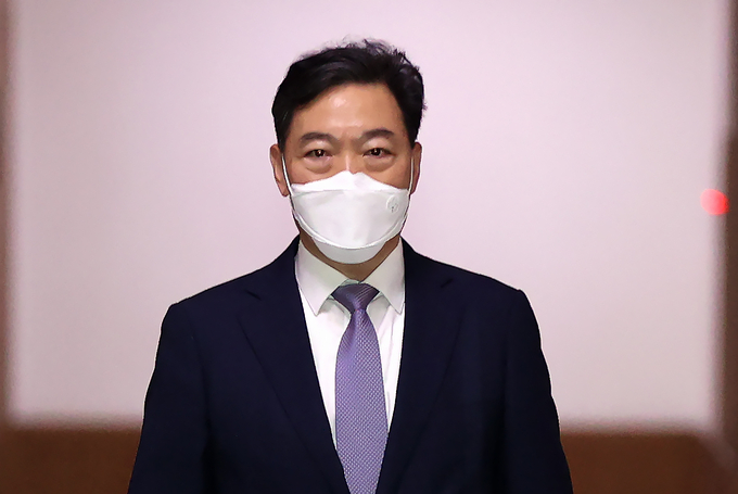 고검 나서는 김오수 검찰총장. (사진=연합뉴스 제공)