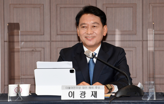 기자협회 초청 토론회 참석한 이광재 (사진 = 연합뉴스 제공)
