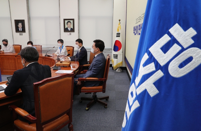 더불어민주당 최고위원회의 (사진 = 연합뉴스 제공)