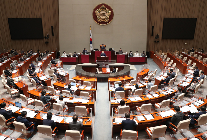 2차 추경안 제안설명하는 홍남기 경제부총리. (사진=연합뉴스 제공)