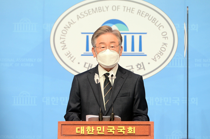 주택 250만호 공급 공약 발표하는 민주당 이재명 대선 예비후보 (사진 = 연합뉴스 제공)