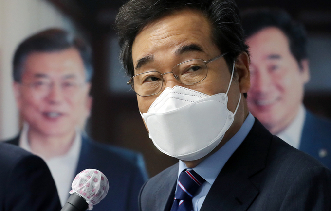 이낙연, 경선후보 토론 관련 브리핑 (사진 = 연합뉴스)