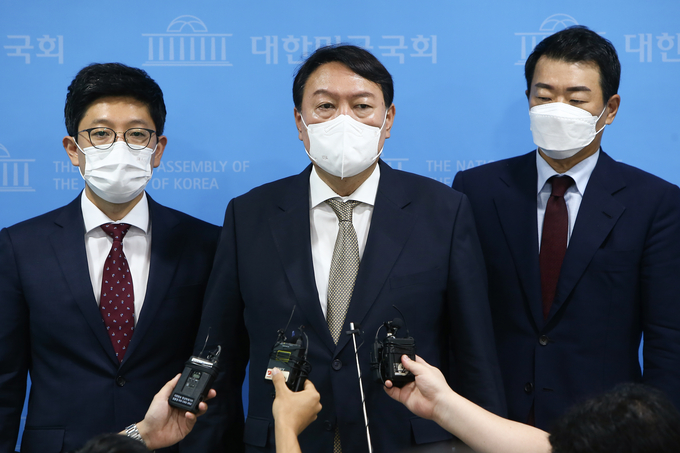 언론중재법 입장 설명하는 윤석열 (사진 = 연합뉴스 제공)