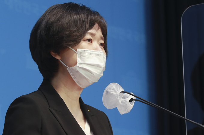 대통령 선거 출마 선언하는 정의당 이정미 전 대표 (사진 = 연합뉴스 제공)