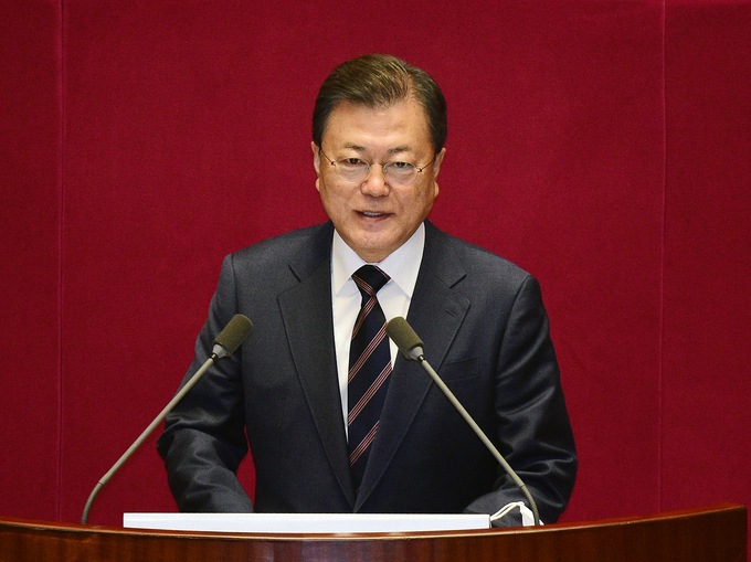2022년도 예산안 시정연설 하는 문재인 대통령 (사진 = 연합뉴스 제공)