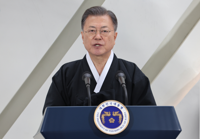 문재인 대통령이 1일 서울 서대문구 국립 대한민국임시정부 기념관에서 열린 제103주년 3.1절 기념식에서 기념사를 하고 있다. (사진=연합뉴스)