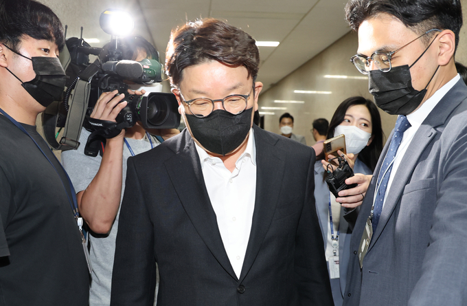 국민의힘 권성동 원내대표가 27일 오후 서울 여의도 국회에서 열린 중진의원 간담회에 참석하고 있다. (사진=연합뉴스 제공)
