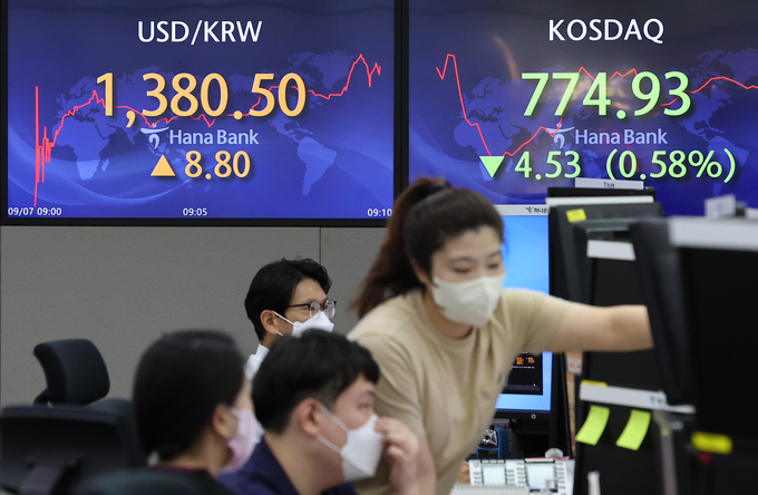 원/달러 환율, 1,380원 돌파…13년 5개월 만에 처음. (사진=연합뉴스 제공)