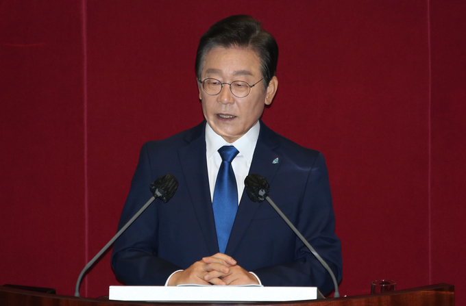이재명 더불어민주당 대표가 28일 국회에서 열린 본회의에서 교섭단체 대표연설을 하고 있다. (사진=연합뉴스 제공)