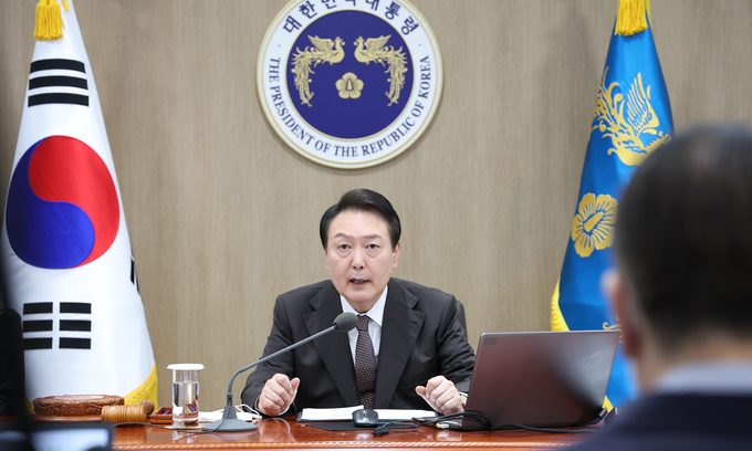 윤석열 대통령이 11일 오전 서울 용산 대통령실 청사에서 열린 국무회의에서 발언하고 있다. (사진=연합뉴스 제공)