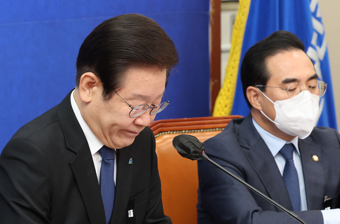 이재명 더불어민주당 대표가 9일 국회에서 열린 최고위원회의에 참석해 발언하고 있다. (사진=연합뉴스 제공)