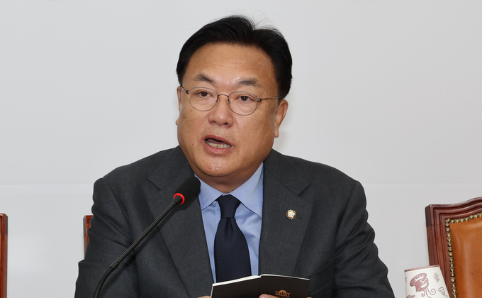 정진석 국민의힘 비상대책위원장이 17일 국회에서 열린 정책조정회의에 참석해 발언하고 있다. (사진=연합뉴스 제공)