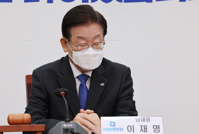 이재명 더불어민주당 대표가 5일 국회 본관에서 열린 최고위원회의에 자리했다. (사진=연합뉴스 제공)