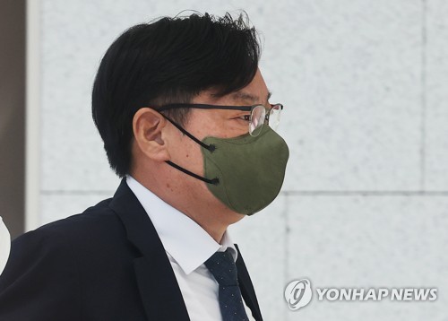 2022년 9월 27일 구속 전 피의자심문에 출석하는 이화영 킨텍스 대표이사 ( 연합뉴스 자료사진)