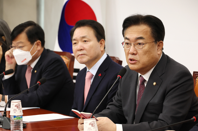 정진석 국민의힘 비상대책위원장이 16일 국회에서 열린 비상대책위원회의에 참석해 발언하고 있다. (사진=연합뉴스)