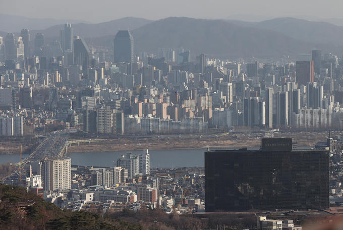 지난해 전국 주택 매매 가격 하락 1.8%에 그쳐...(사진=연합뉴스 제공)
