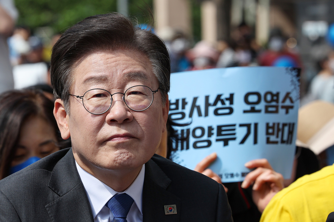 이재명 더불어민주당 대표가 지난 20일 서울 중구 세종대로에서 열린 ‘일본 방사성 오염수 해양투기 저지 전국 행동의 날’에 참석했다. (사진=연합뉴스)