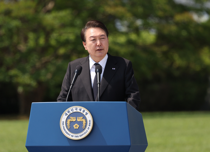 윤석열 대통령이 지난 6일 국립서울현충원에서 열린 제68회 현충일 추념식에서 발언하고 있다. (사진=연합뉴스)