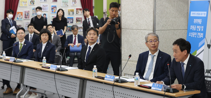 박완식 우리카드 사장이 상생금융안을 발표하고 있다. (사진=연합뉴스 제공)