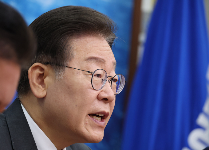이재명 더불어민주당 대표가 10일 국회에서 열린 최고위원회의에 참석해 발언하고 있다. (사진=연합뉴스)