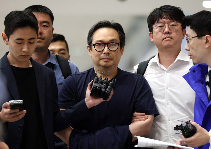 인천지검으로 압송되는 유병언 차남 유혁기. ( 사진 = 연합뉴스 제공 )