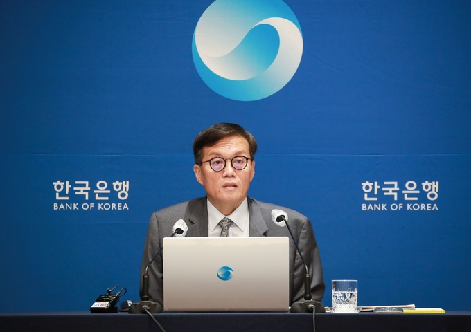 이창용 한국은행 총재가 통화정책방향 기자간담회에서 발언하고 있다. (사진=한국은행 제공)