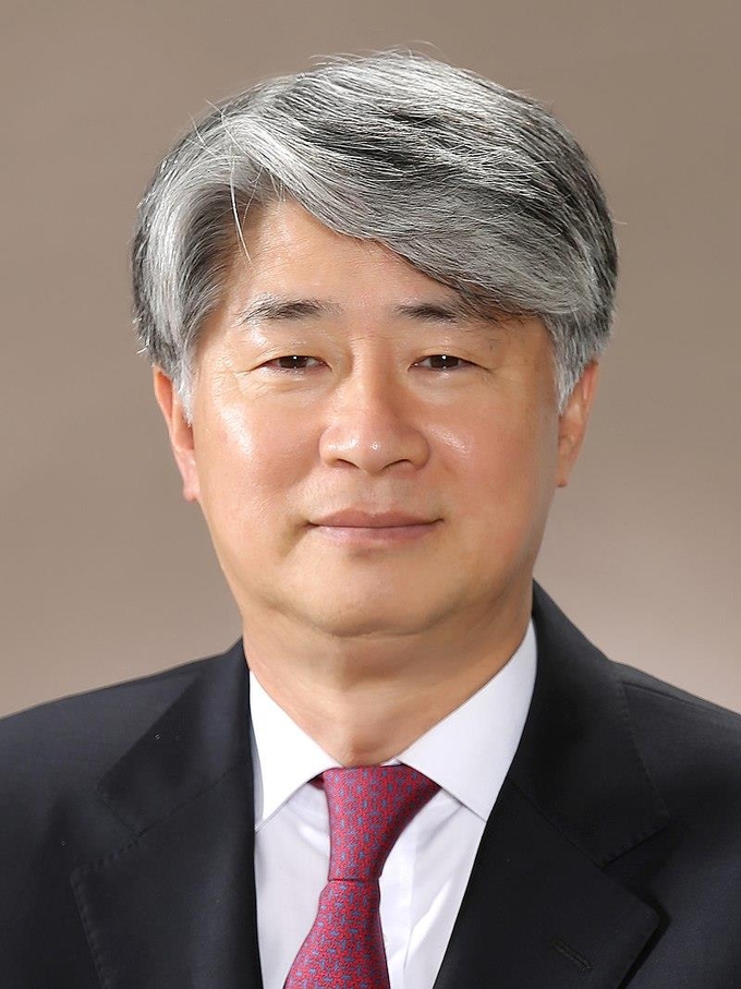 윤석열 대통령은 18일 신임 헌법재판소장 후보에 이종석 헌법재판관을 지명했다. (사진=연합뉴스)