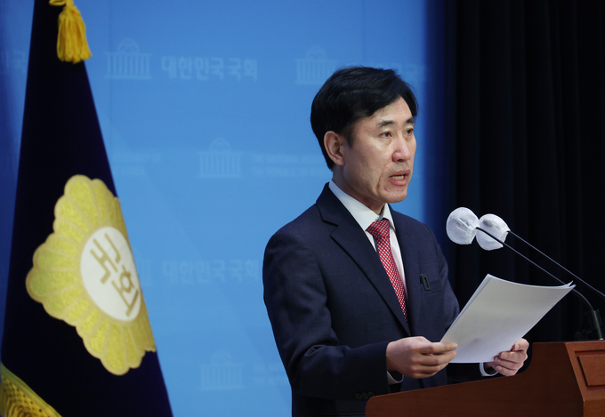 3선의 하태경(부산·해운대갑) 국회의원이 27일 국회 소통관에서 기자회견을 열고 제22대 총선에서 서울 종로 출마를 선언했다. (사진=연합뉴스)