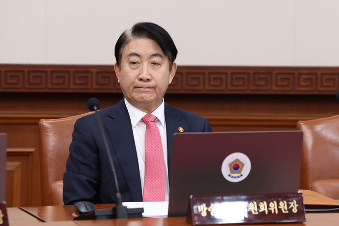  이동관 방송통신위원장이 1일 노란봉투법과 방송3법에 대한 재의요구안 등을 처리하기 위해 정부서울청사에서 열린 임시국무회의에 참석해 있다. (사진=연합뉴스)