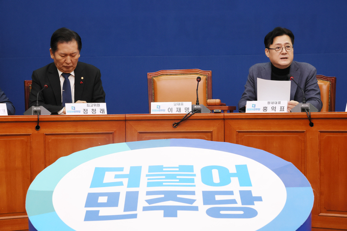 8일 더불어민주당이 국회에서 최고위원회를 실시한 가운데 피습에서 회복 중인 이재명 대표의 자리가 비어있다. (사진=연합뉴스)
