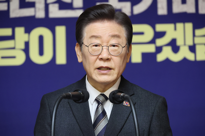 이재명 더불어민주당 대표가 31일 국회 사랑재에서 신년기자회견을 열고 발언하고 있다. (사진=연합뉴스)