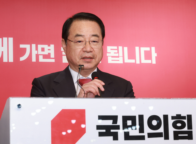 정영환 국민의힘 공천관리위원장이 지난 2일 국민의힘 여의도 중앙당사에서 공천 심사 결과를 발표하고 있다. (사진=연합뉴스)