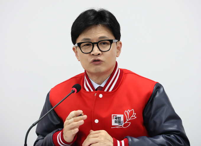 한동훈 국민의힘 비상대책위원장 겸 총괄 선거대책위원장이 24일 서울 여의도 중앙당사에서 열린 중앙선거대책위원회의에서 발언하고 있다. (사진=연합뉴스)