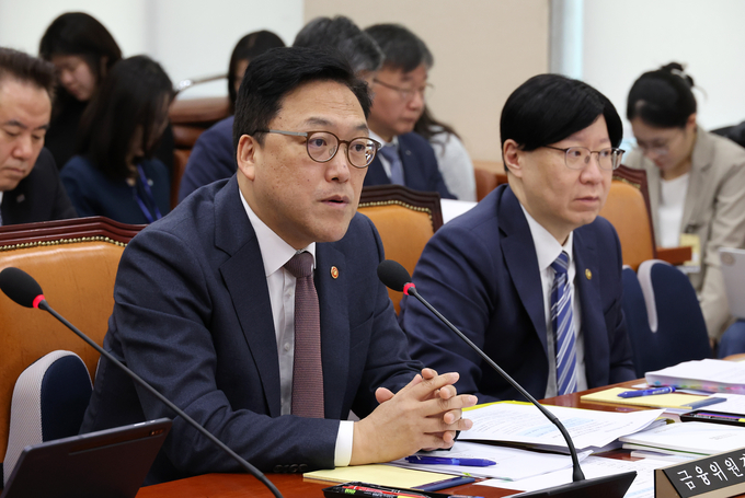 김병환 금융위원장이 국회 정무위원회 종합감사에서 질의에 답하고 있다. (사진=연합뉴스 제공)