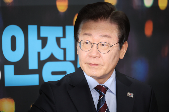 이재명 더불어민주당 대표가 13일 국회에서 열린 최고위원회의에 참석해 있다. (사진=연합뉴스)