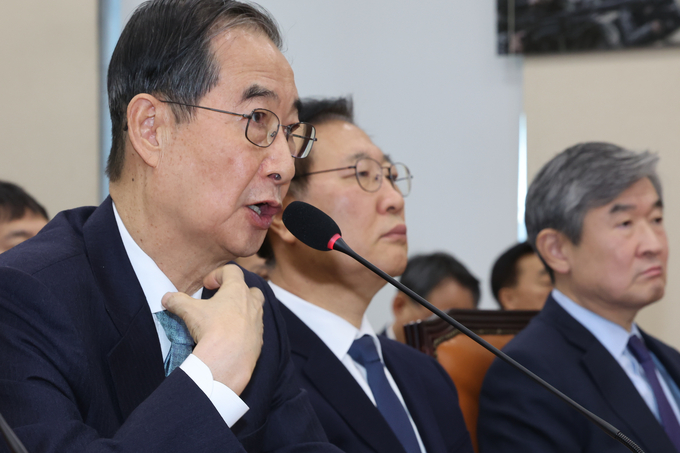 직무정지 중인 한덕수 국무총리(전 대통령 권한대행)가 15일 국회에서 열린 내란국조특위 2차 기관보고에 참석해 12·3 비상계엄 사태와 관련한 입장을 밝히고 있다. (사진=연합뉴스)
