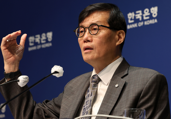 이창용 한국은행 총재가 25일 오전 통화정책방향 결정회의 이후 열린 기자간담회에서 발언하고 있다. (사진=연합뉴스 제공)