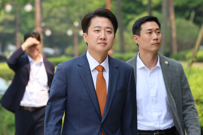 이준석 개혁신당 대선 후보가 27일 국회 소통관 앞에서 열린 기자회견에 참석하고 있다. (사진=연합뉴스)