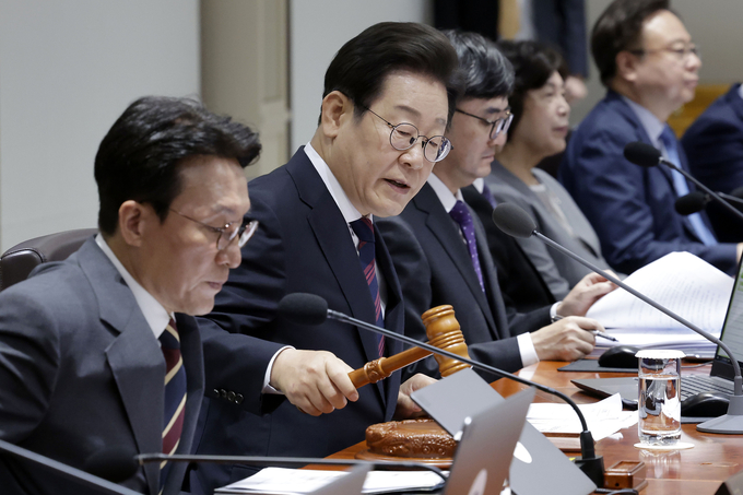 이재명 대통령이 지난 5일 용산 대통령실에서 국무회의를 주재하고 있다. (사진=연합뉴스)
