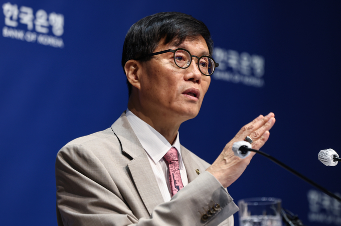 이창용 한국은행 총재가 10일 열린 기자간담회에서 발언하고 있다. (사진=연합뉴스 제공)