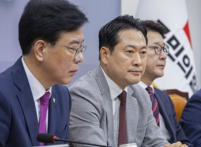 장동혁 국민의힘 대표가 27일 국회에서 열린 최고위원회의에 참석해 있다. (사진=연합뉴스)